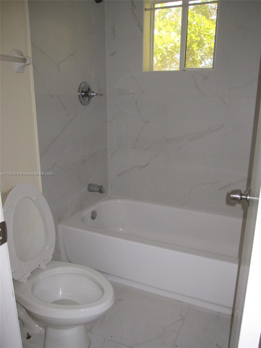 SANDPIPER BAY - Residential Lease