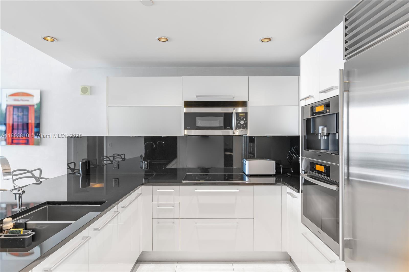 JADE OCEAN CONDO - Residential Lease