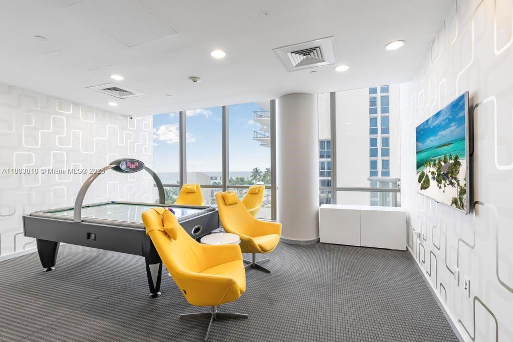 JADE OCEAN CONDO - Residential Lease