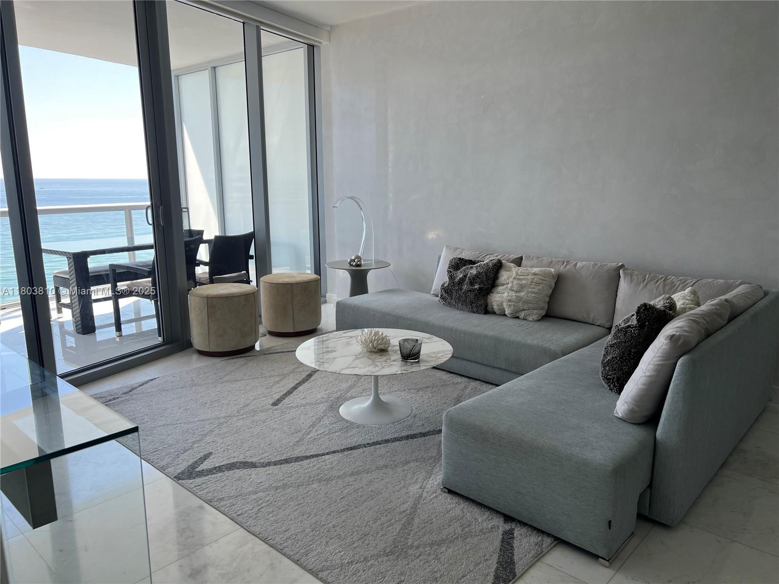 17121 Collins Ave 903