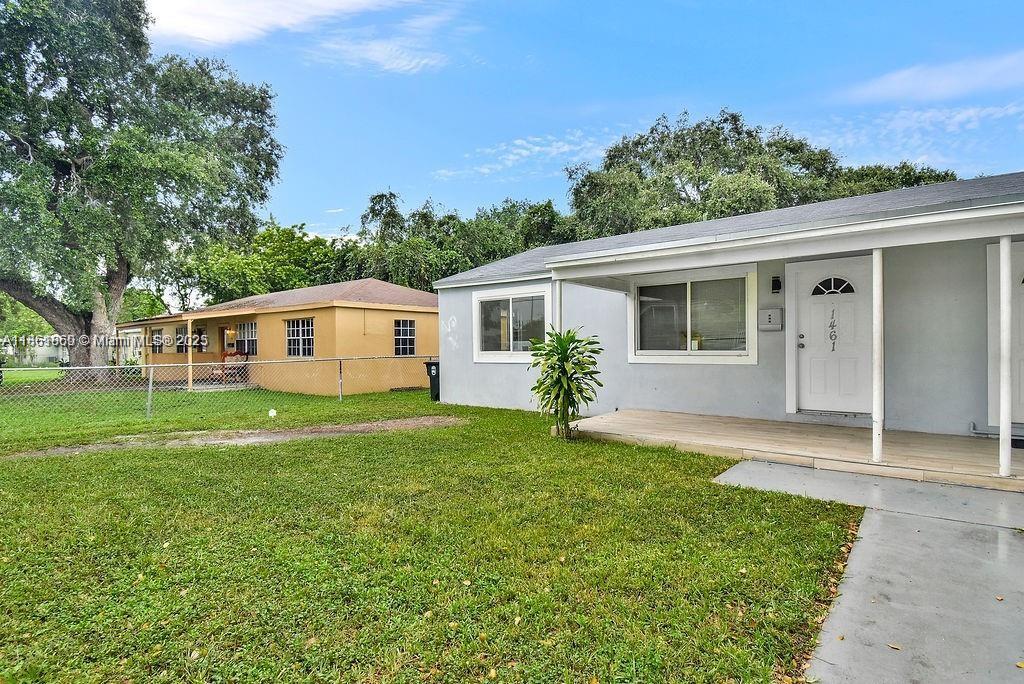 Beautiful, fully remodeled Three-bedroom, one-bathroom apartment centrally located in the heart of North Miami. Over 1,000 sqft of living space, with a new interior. Gorgeous kitchen with stainless steel appliances! Recently renovated. The apartment has everything you'll need, including a Washer and dryer in the unit. Will rent quickly! Don't miss out