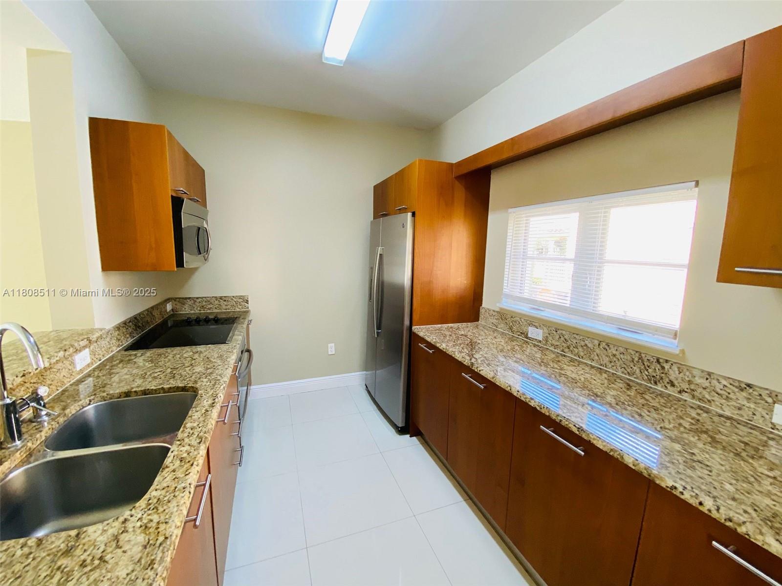 MERCO AT AVENTURA - Residential