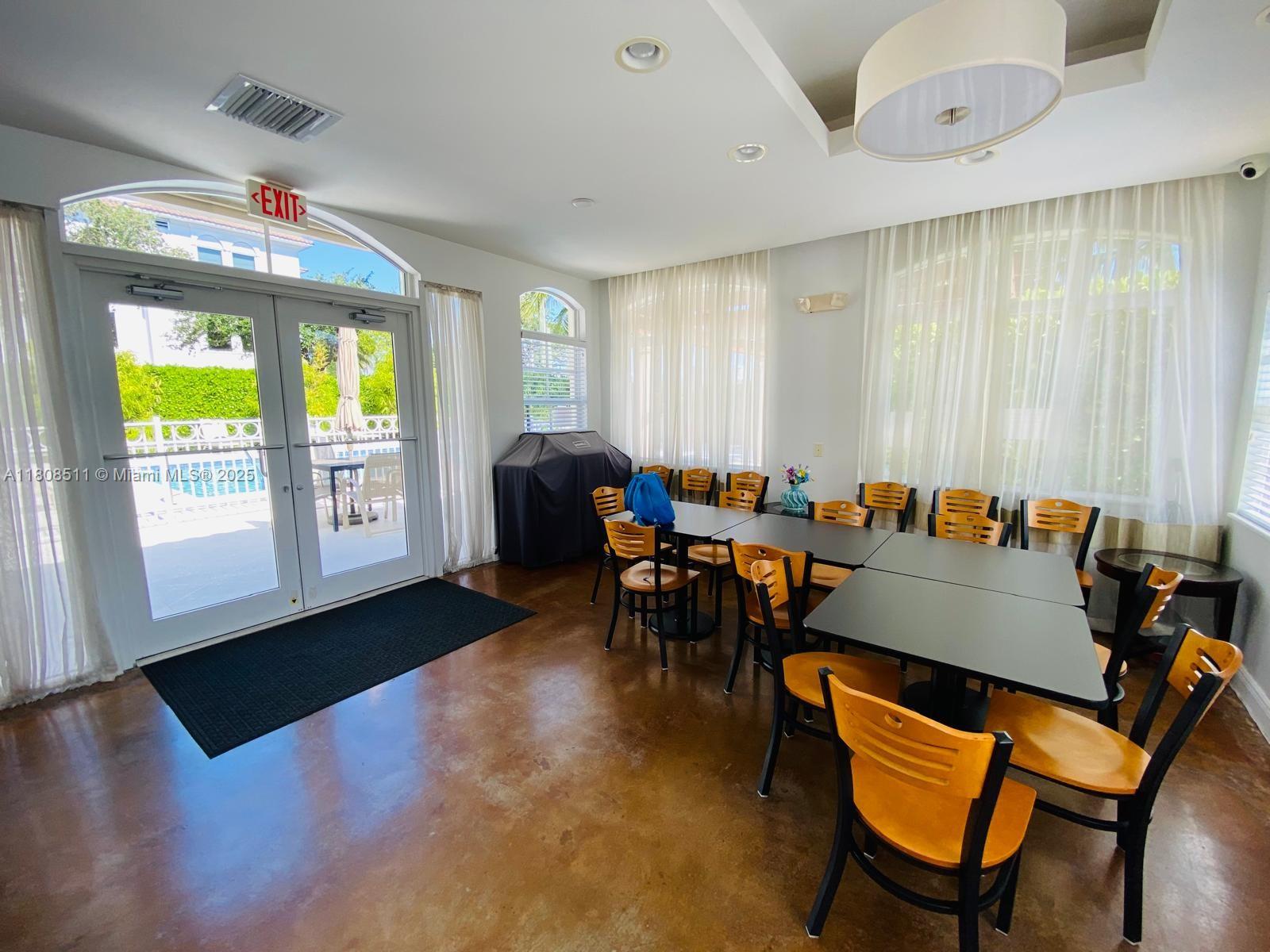 MERCO AT AVENTURA - Residential