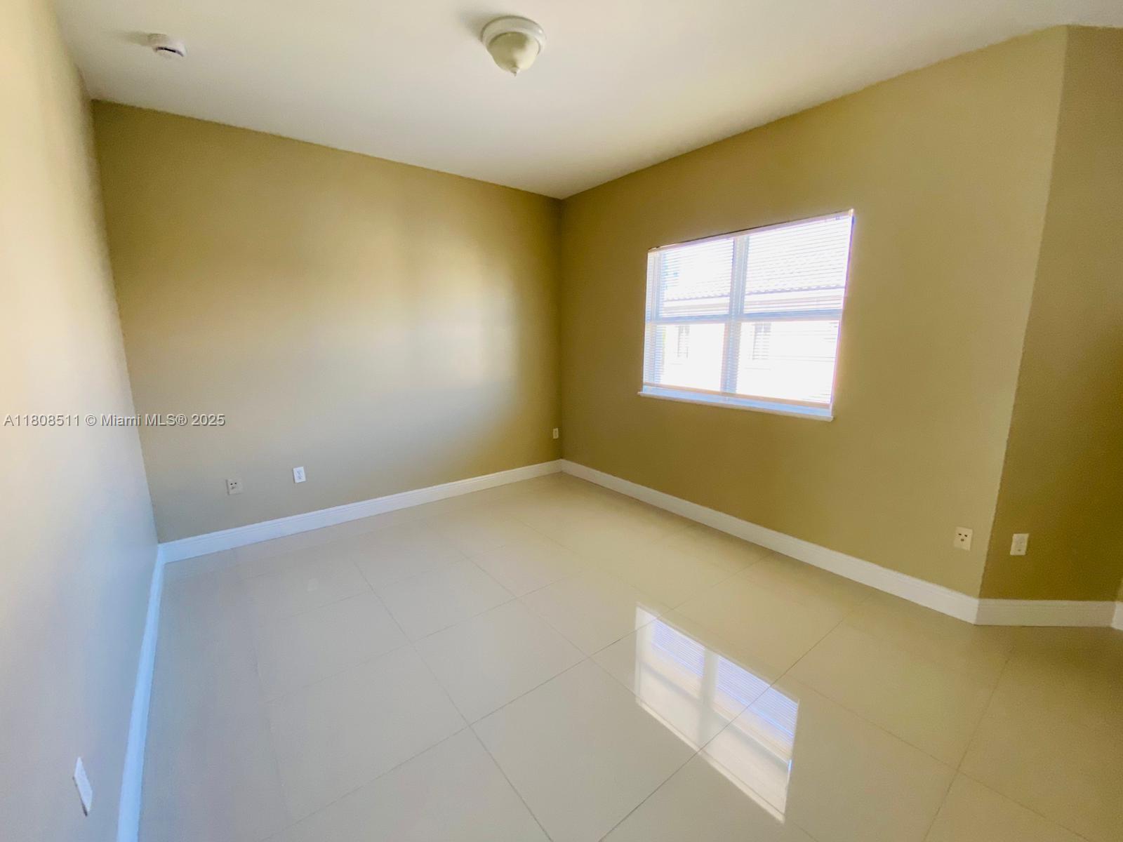 MERCO AT AVENTURA - Residential