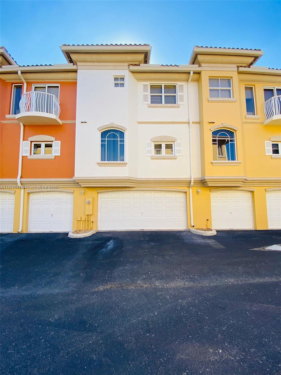 MERCO AT AVENTURA - Residential