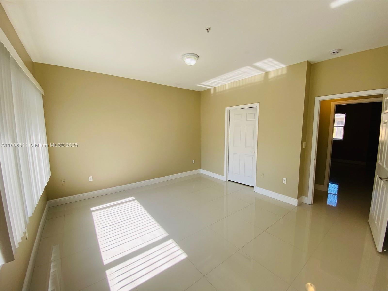 MERCO AT AVENTURA - Residential