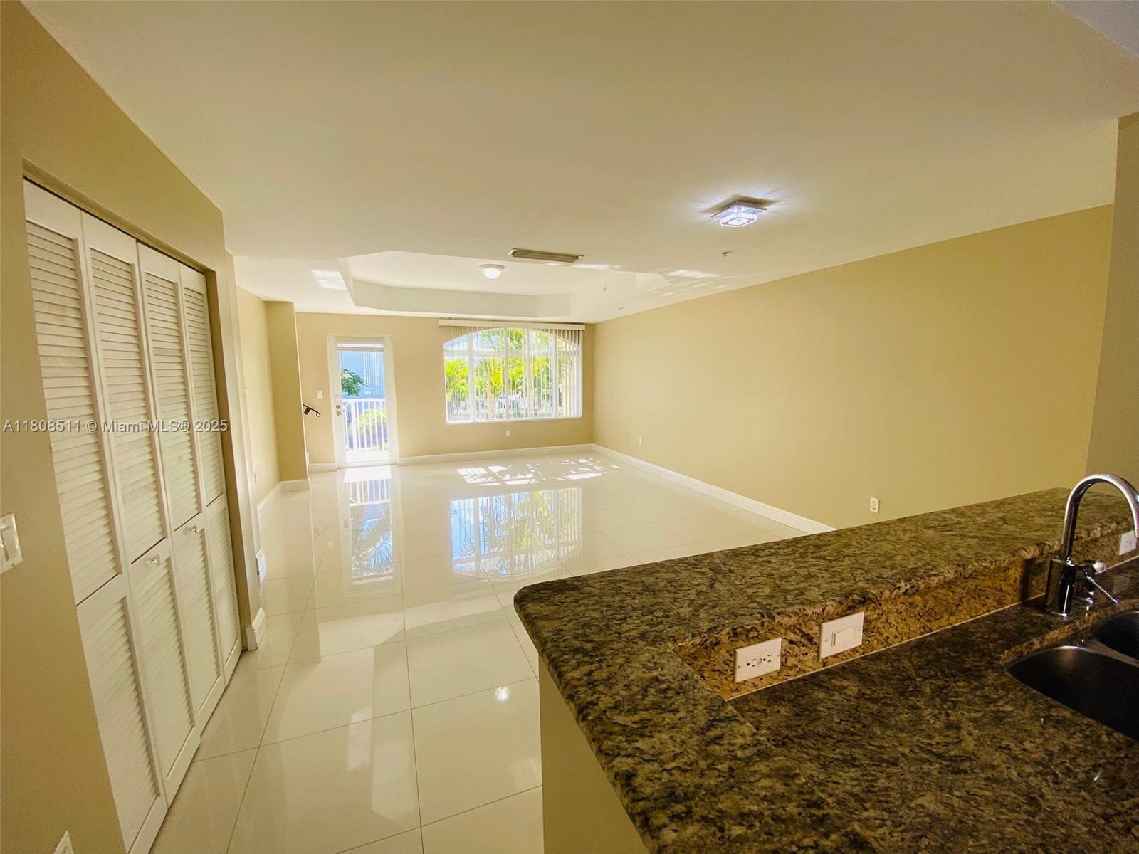 MERCO AT AVENTURA - Residential