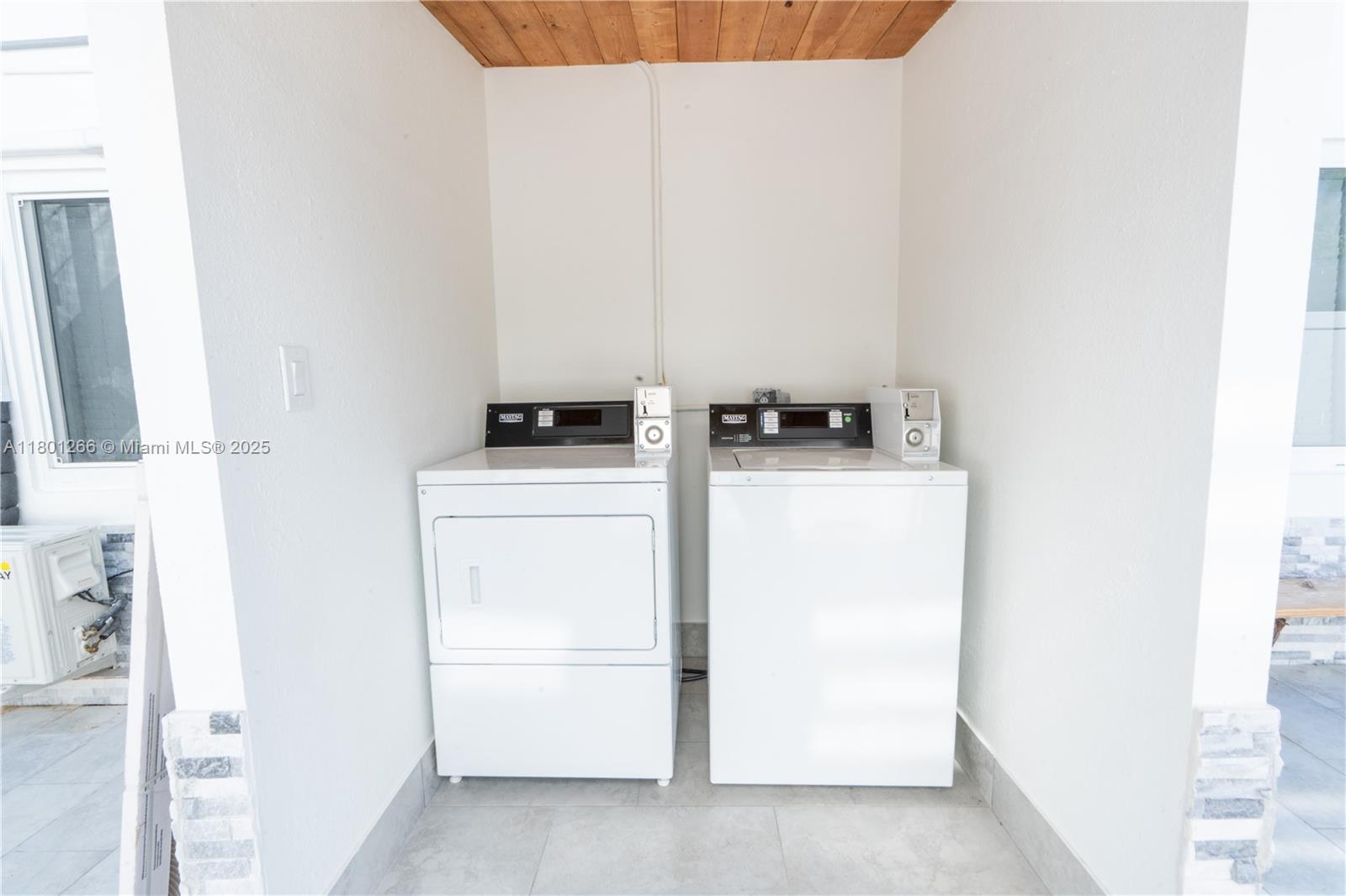 ISLE OF NORMANDY MIAMI VI - Residential Income