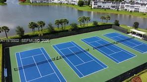 LAKEWOOD VILLAGE - Residential