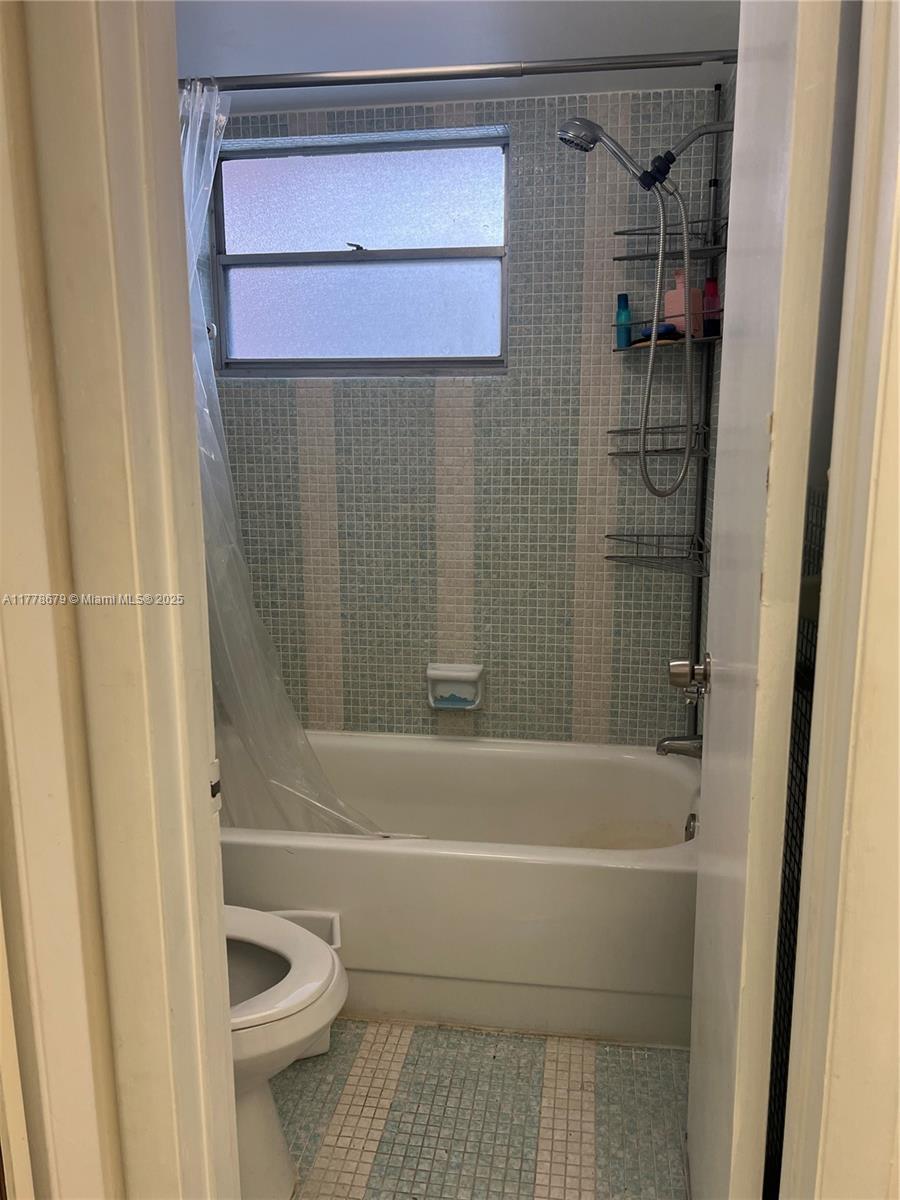 SIXTH MOORINGS CONDO - Residential