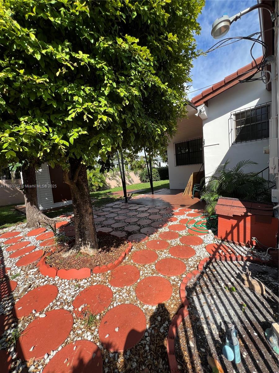 MIRACLE MANOR 2 ADDN - Residential Lease
