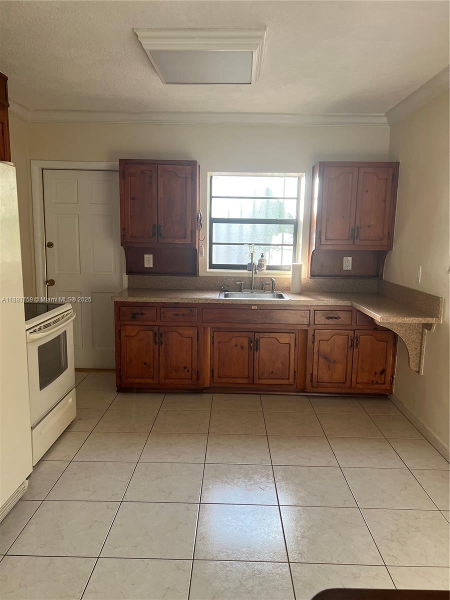 MIRACLE MANOR 2 ADDN - Residential Lease