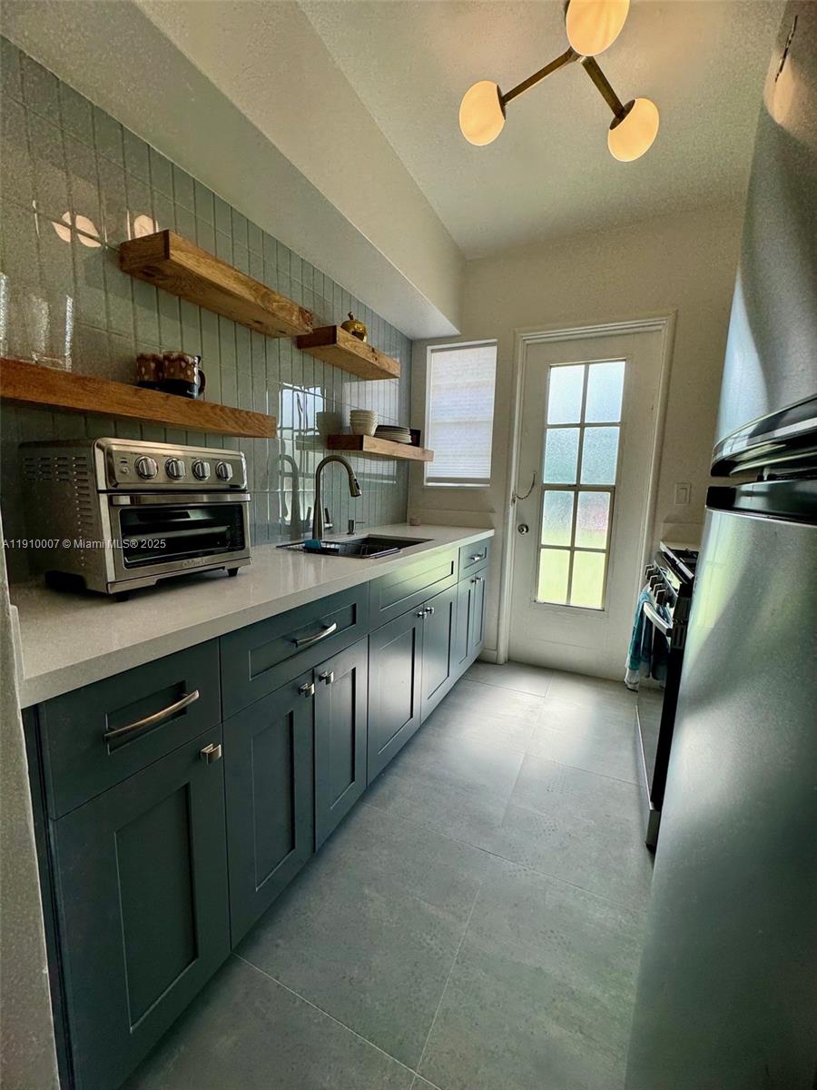 BAY VIEW CONDO - Residential Lease