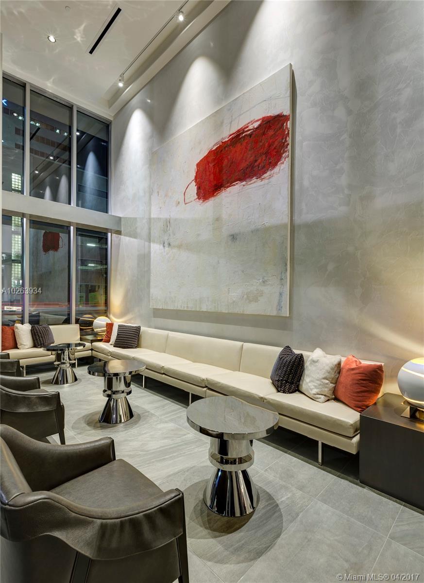 Monarc at Met 3 - Residential Lease