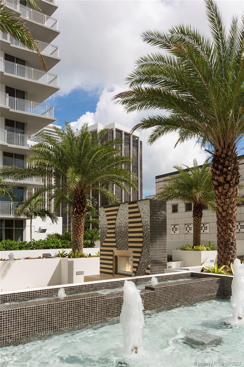 Monarc at Met 3 - Residential Lease