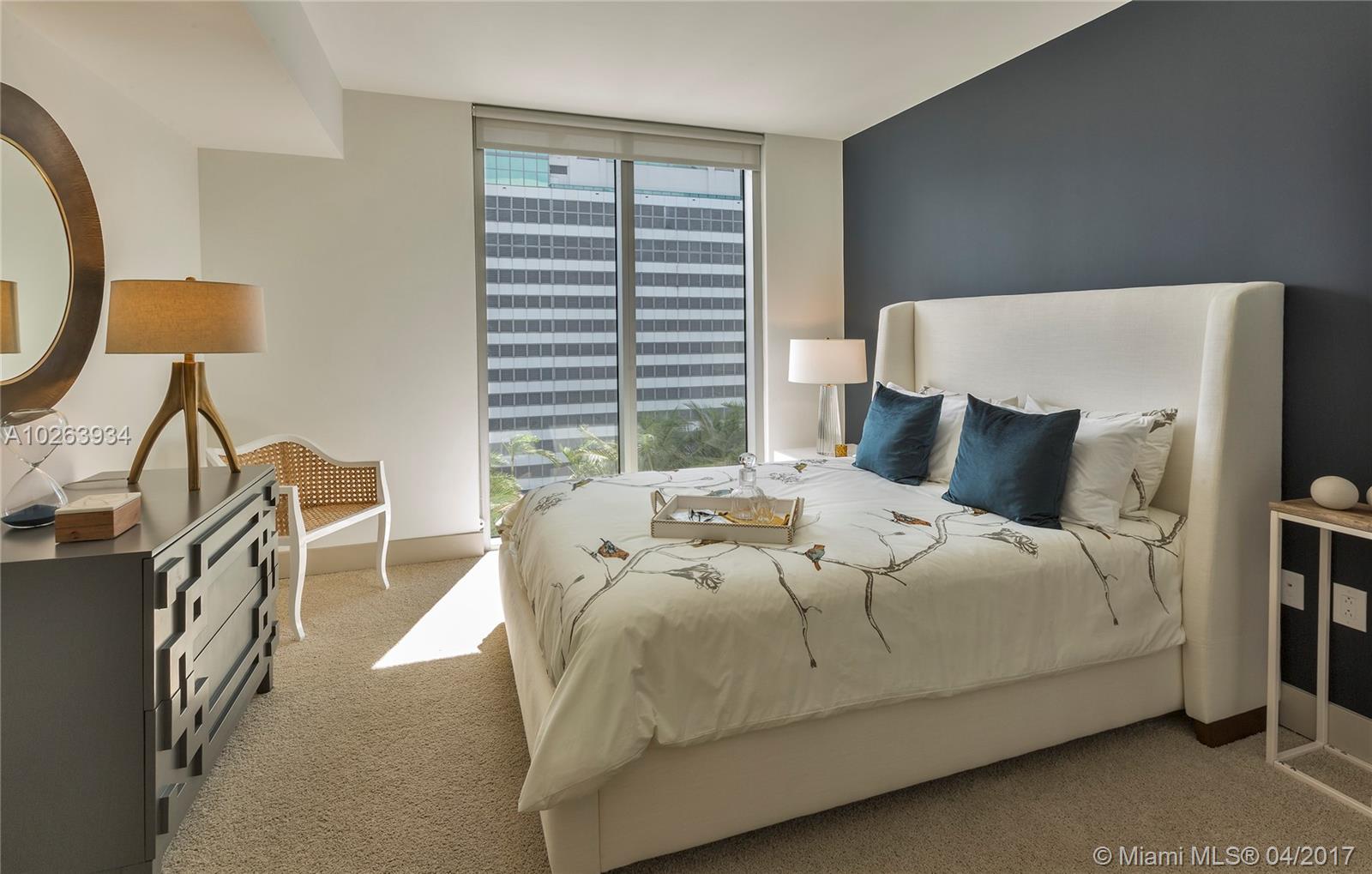 Monarc at Met 3 - Residential Lease