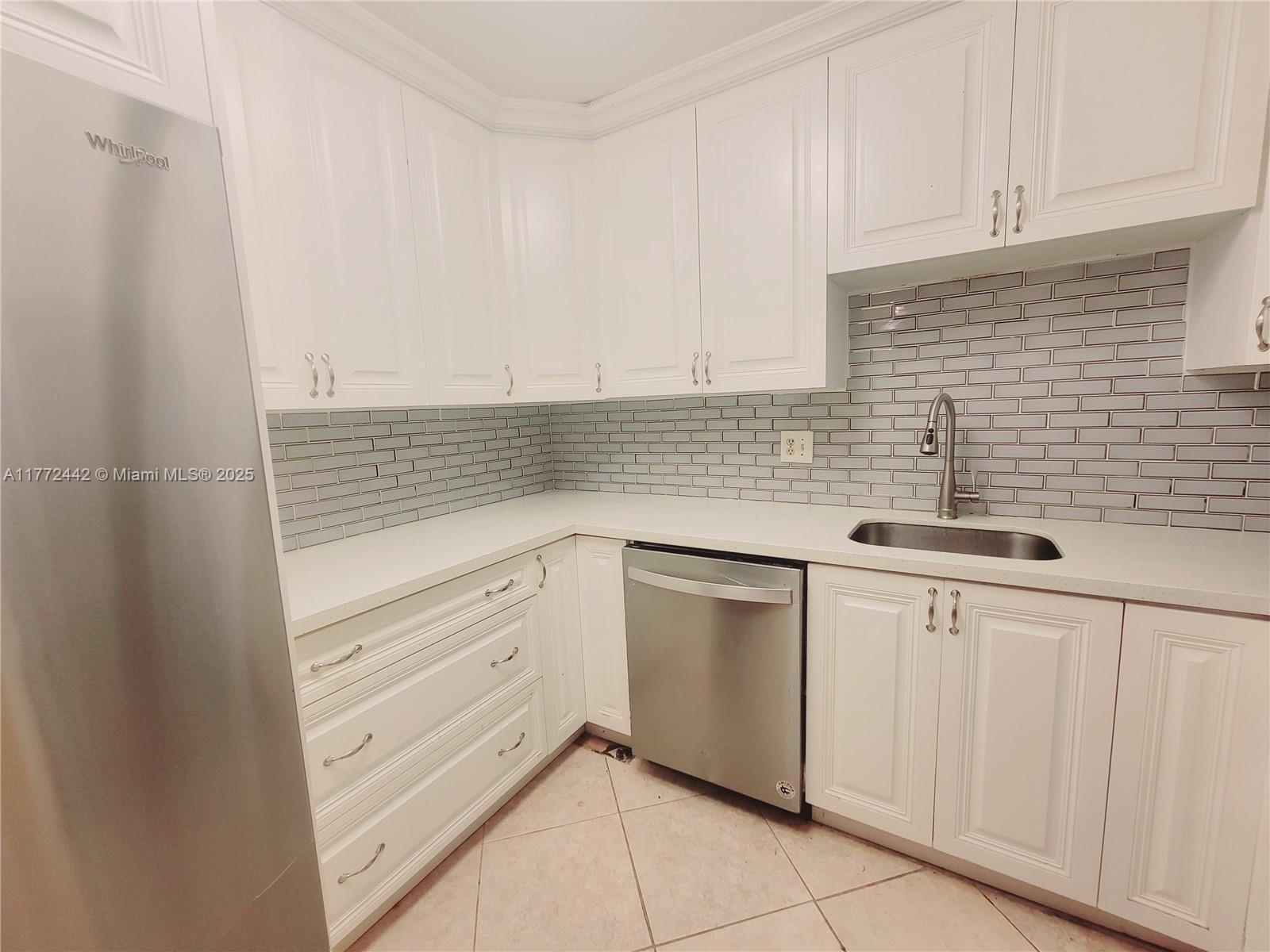 Property for Sale at 4174 Inverrary Dr 713, Lauderhill, Miami-Dade County, Florida - Bedrooms: 2 
Bathrooms: 2  - $99,999