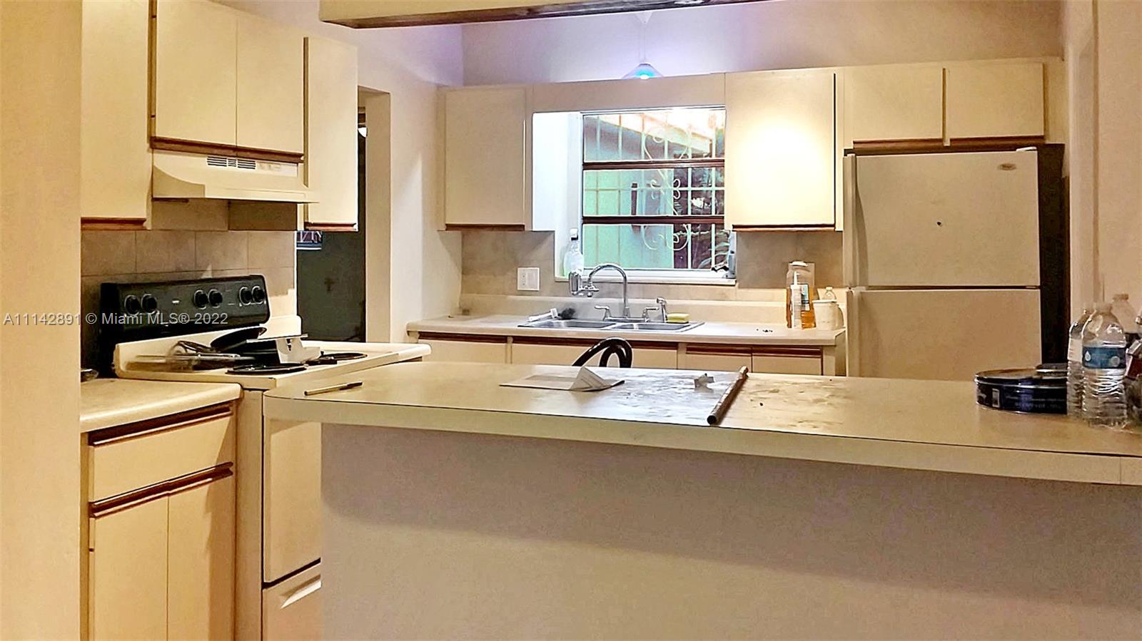 MIAMI SHORES SEC 6 - Residential