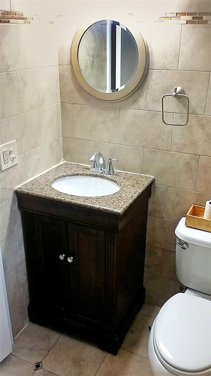 MIAMI SHORES SEC 6 - Residential