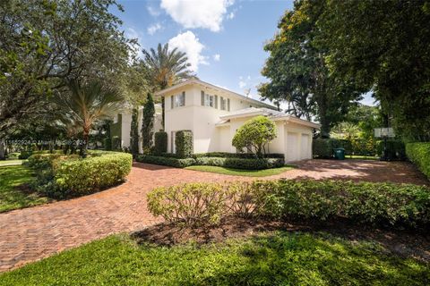 A home in Pinecrest