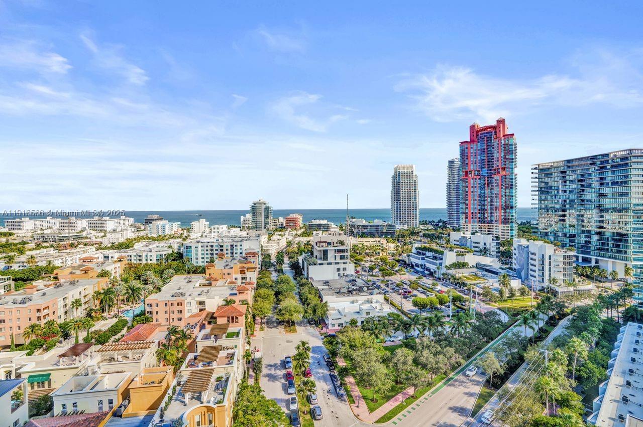 YACHT CLUB AT PORTOFINO - Residential