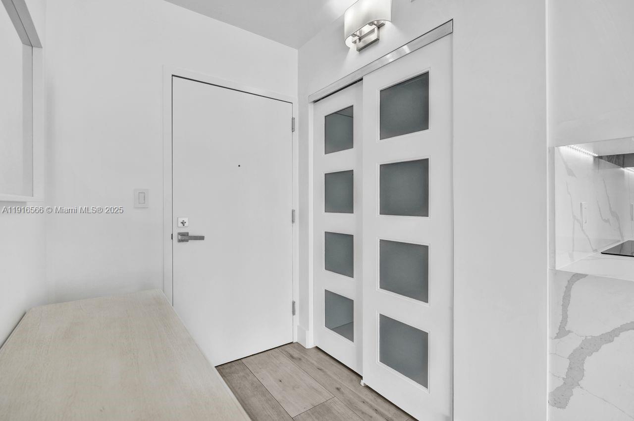 YACHT CLUB AT PORTOFINO - Residential