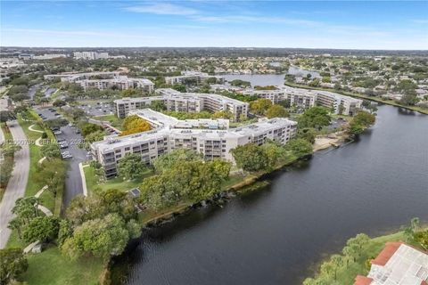 900 Colony Point Cir 317 Pembroke Pines FL 33026