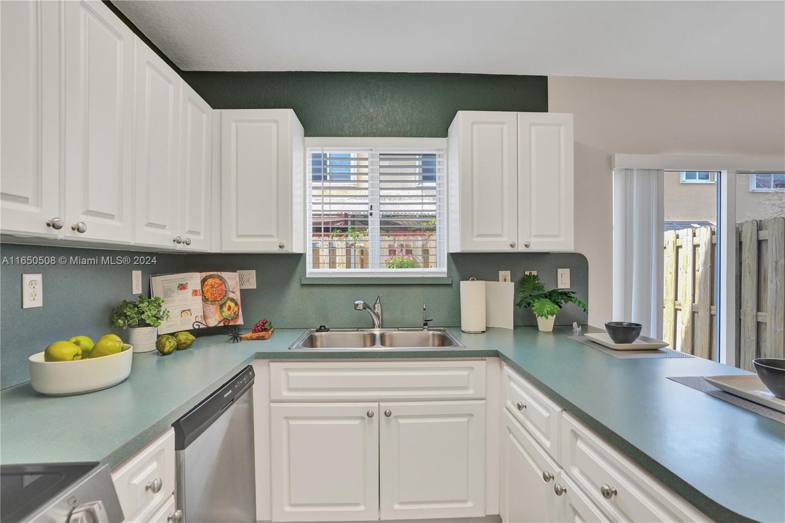 BELLEVIEW VILLAS CONDO NO - Residential