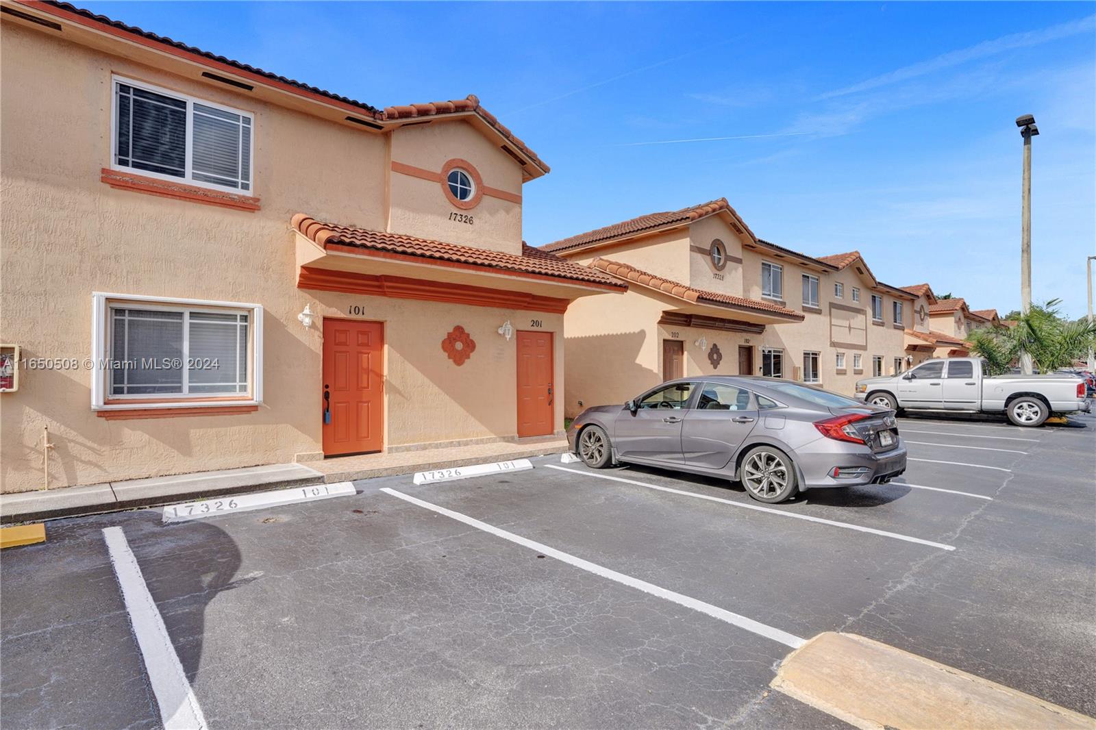 BELLEVIEW VILLAS CONDO NO - Residential