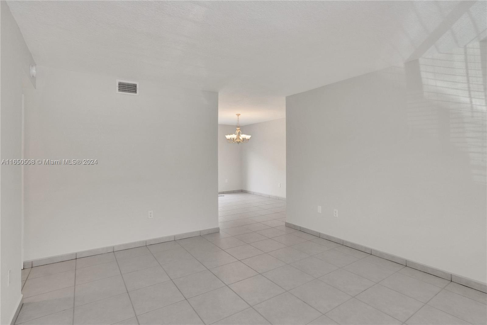 BELLEVIEW VILLAS CONDO NO - Residential