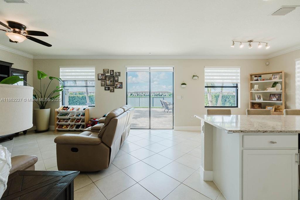 3392 W 103rd Ter