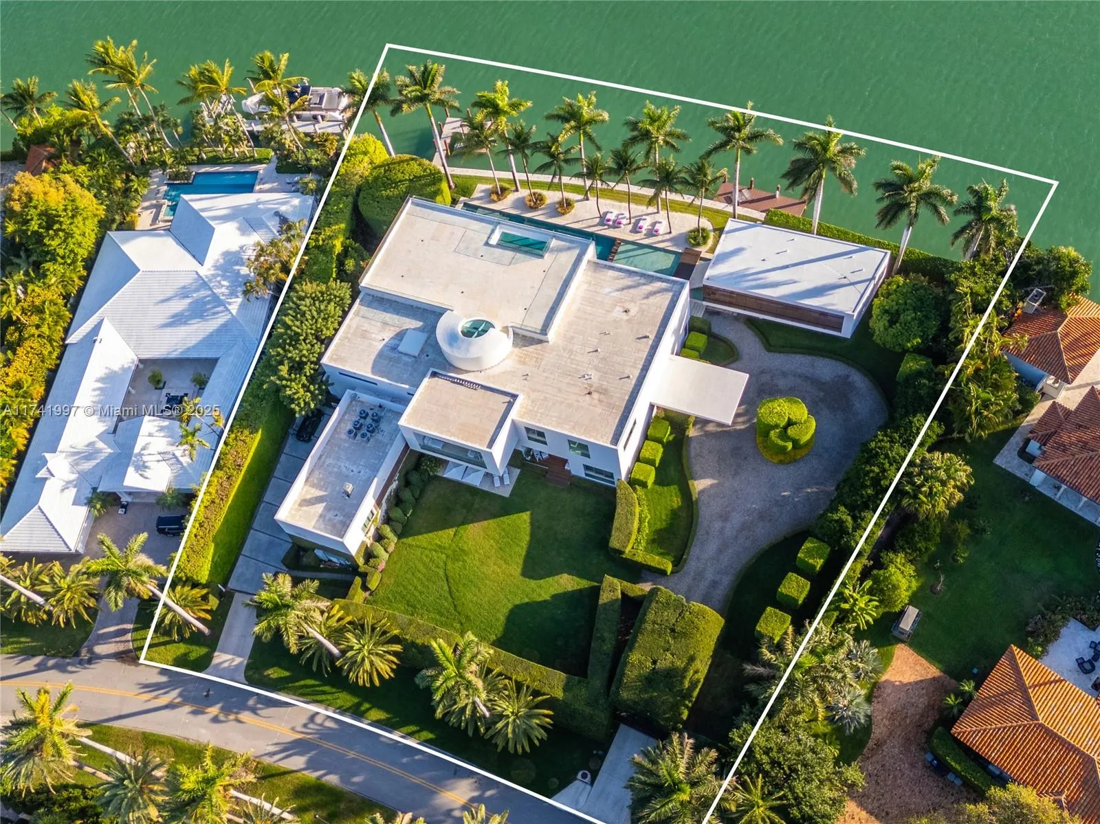 Miami Beach, Florida 33141, United States, 9 Bedrooms Bedrooms, ,14 BathroomsBathrooms,Residential,Active,783
