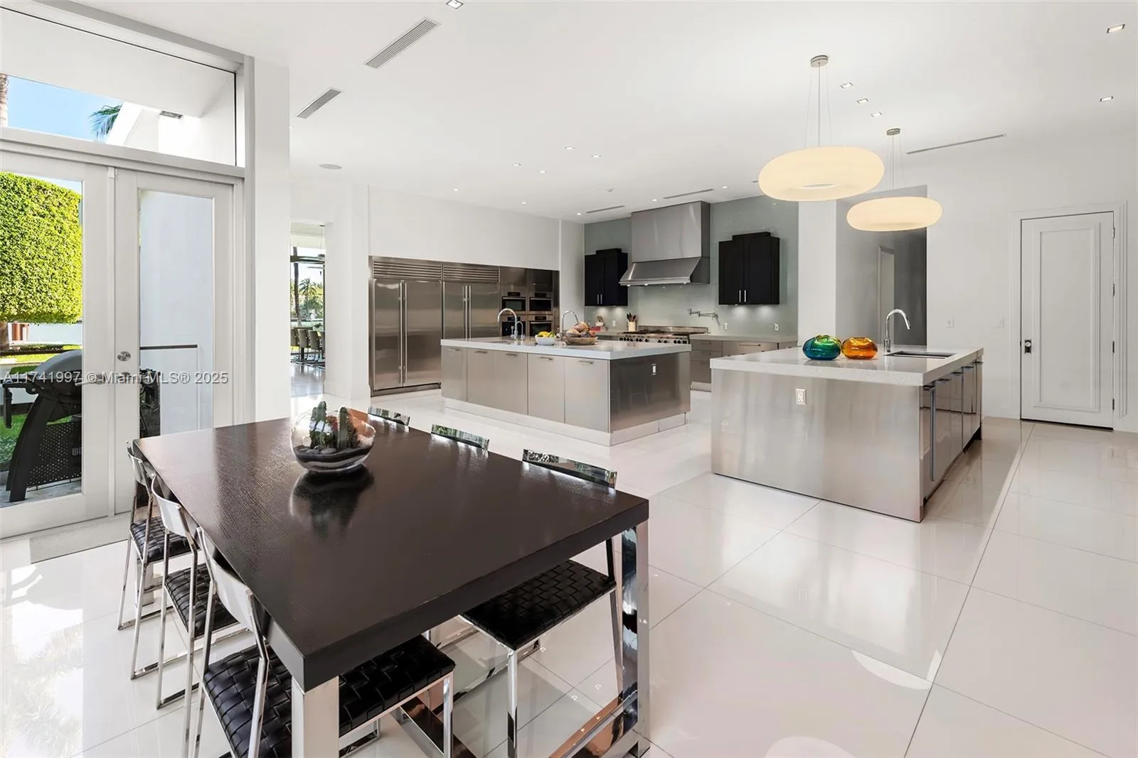 Miami Beach, Florida 33141, United States, 9 Bedrooms Bedrooms, ,14 BathroomsBathrooms,Residential,Active,783