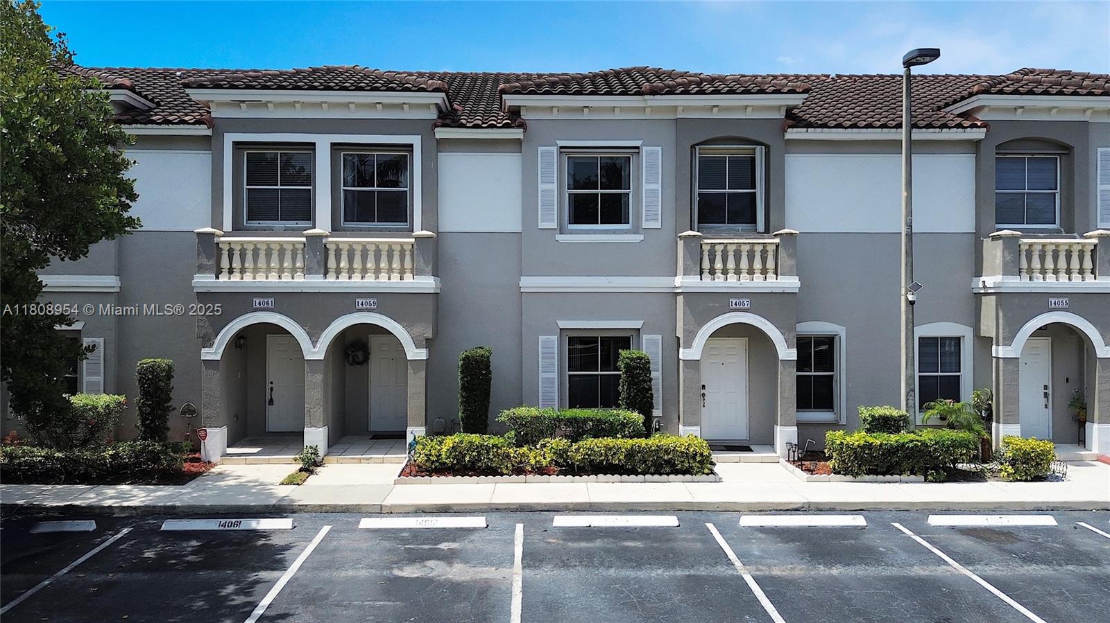 14059 Sw 49th St 4, Miramar, Broward County, Florida - 3 Bedrooms  
3 Bathrooms - 