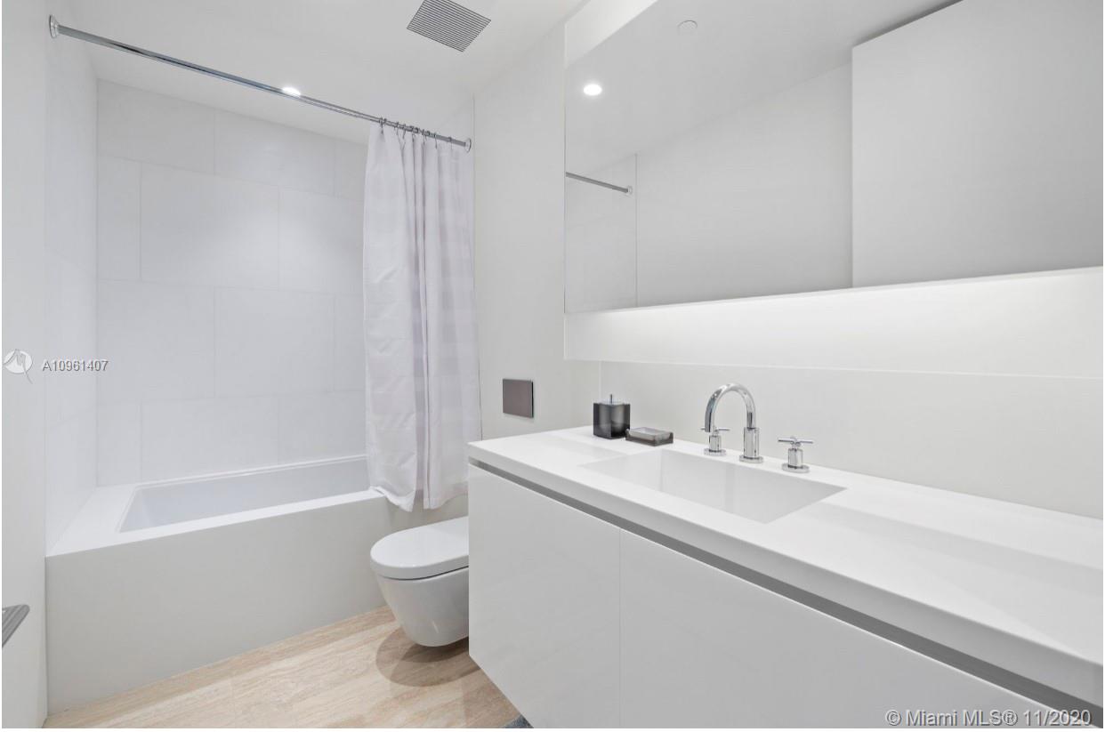 SURF CLUB CONDO - Residential