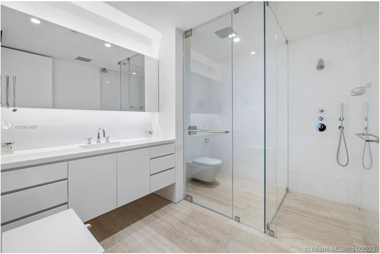 SURF CLUB CONDO - Residential