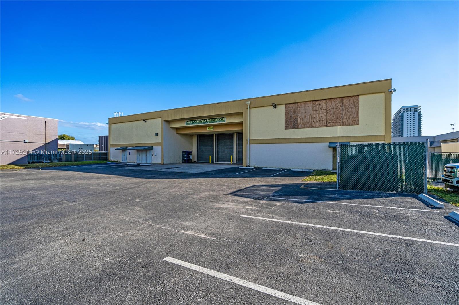 8500 NW 56th St