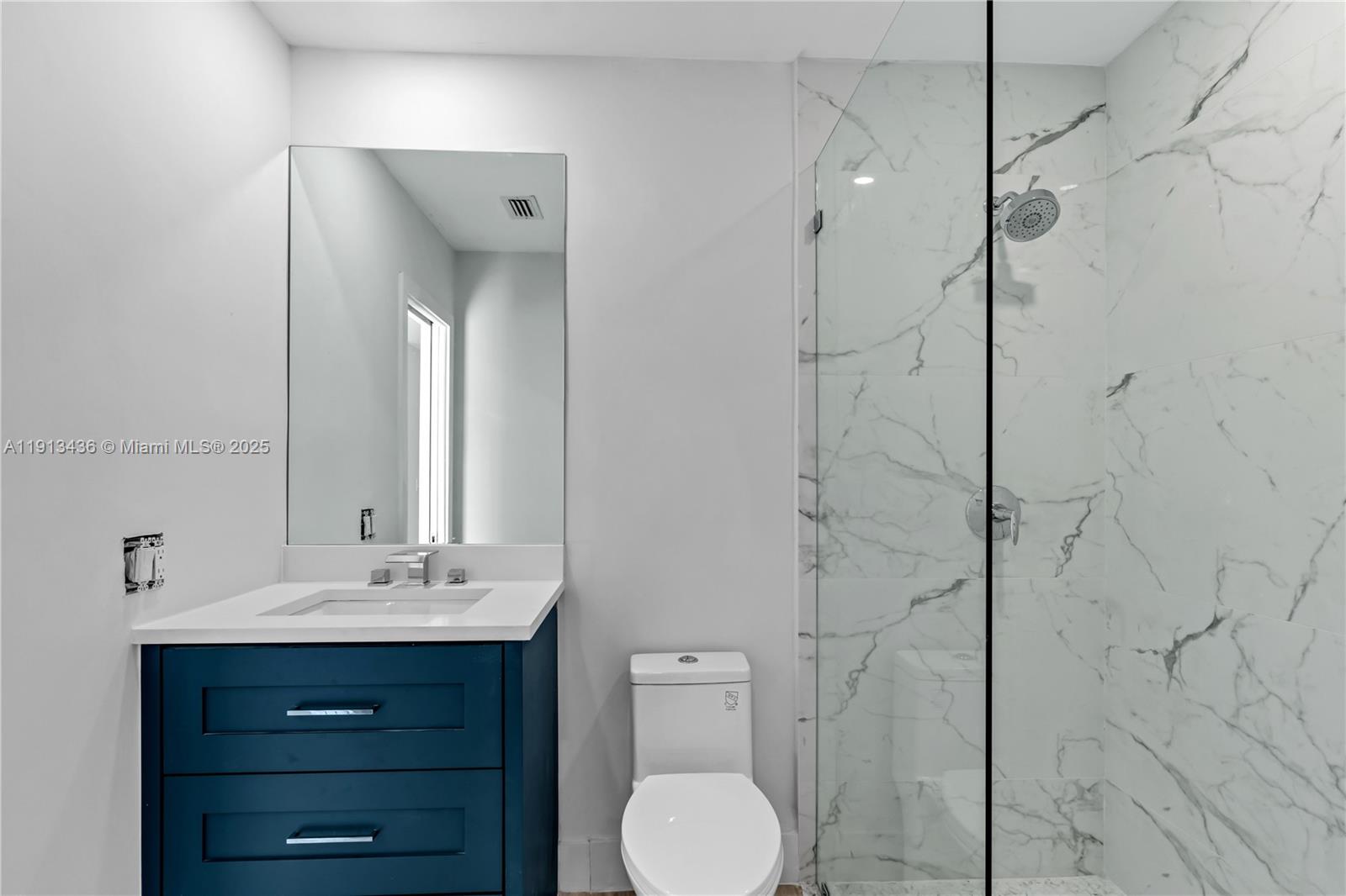 SPANISH VILLAS - Residential Lease