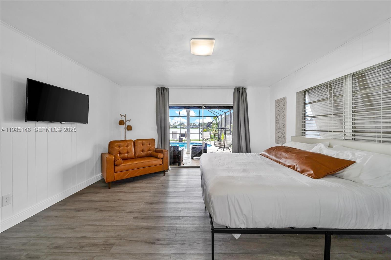 PASADENA LAKES - Residential