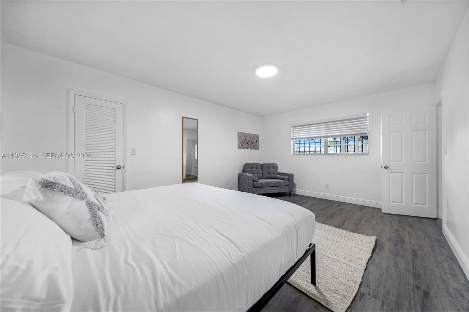 PASADENA LAKES - Residential