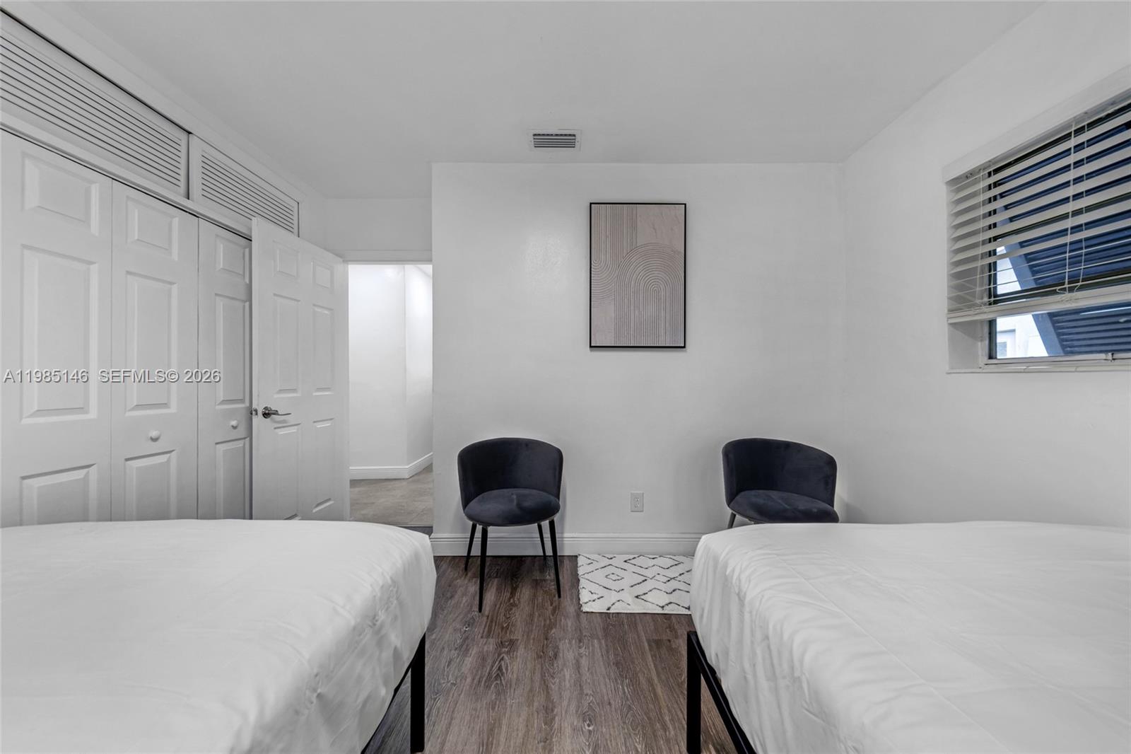 PASADENA LAKES - Residential