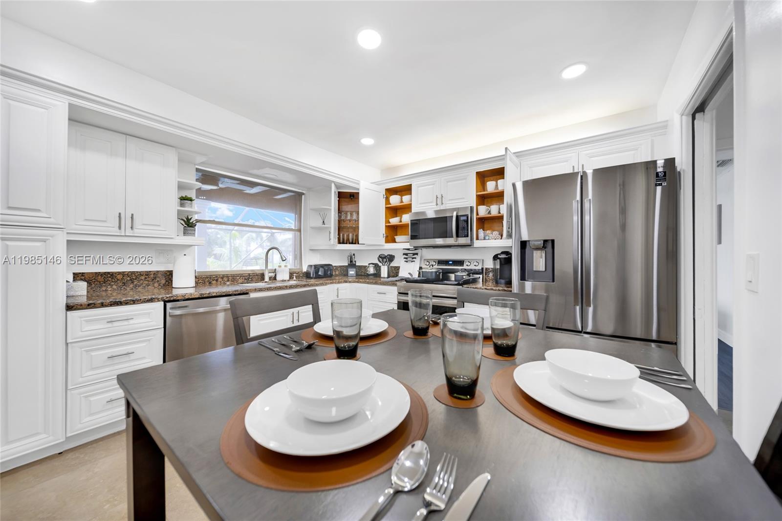 PASADENA LAKES - Residential