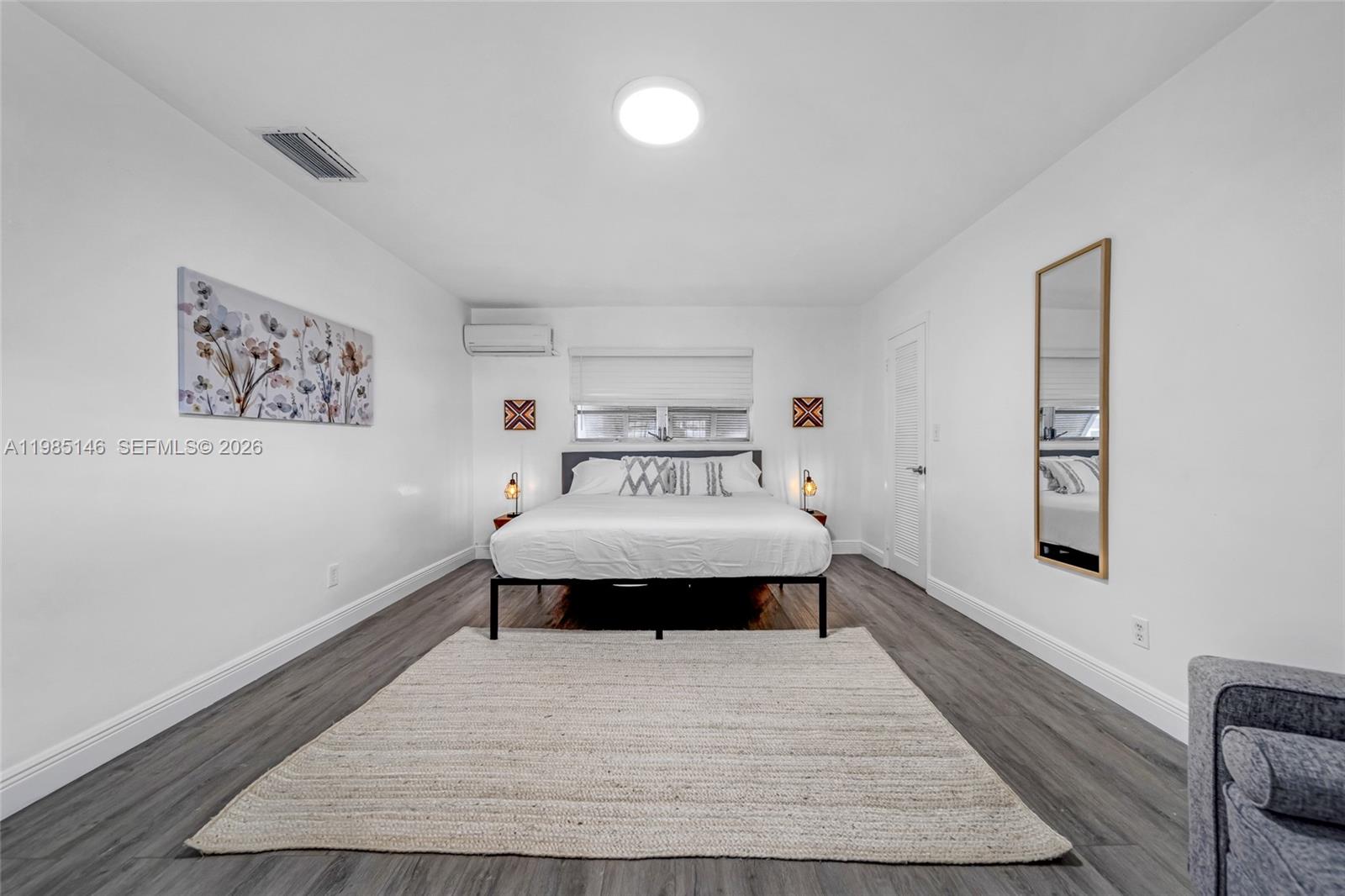 PASADENA LAKES - Residential