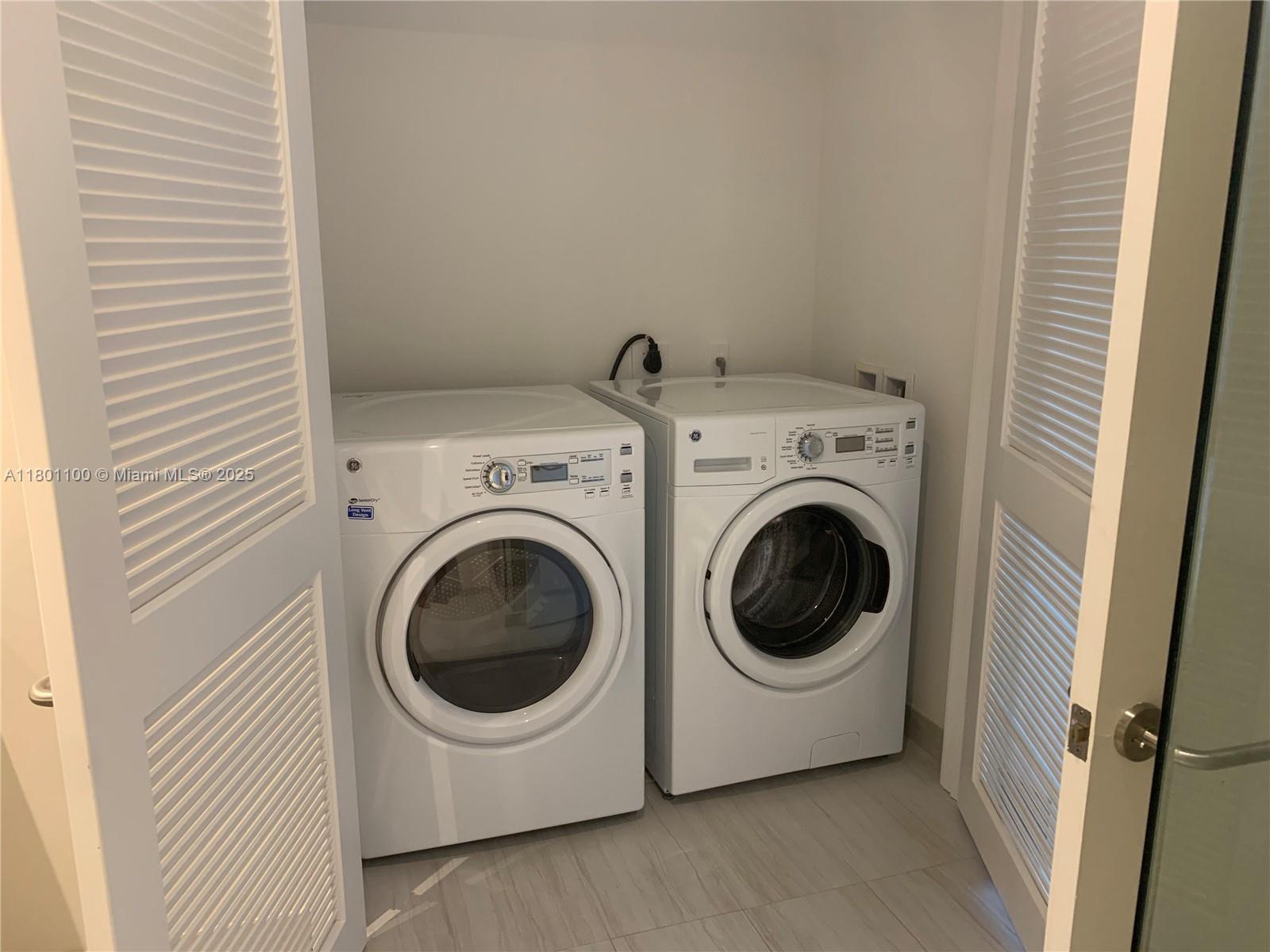 4010 SOUTH OCEAN CONDO HO - Residential
