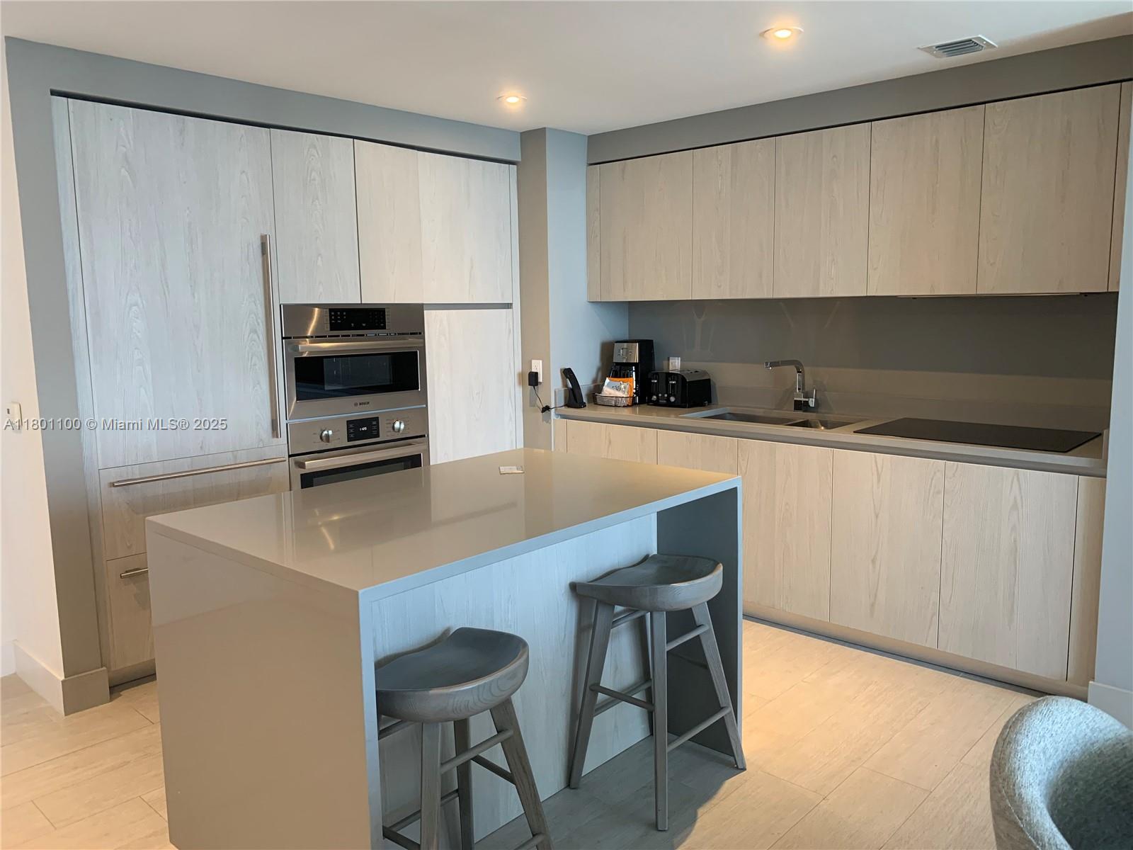 4010 SOUTH OCEAN CONDO HO - Residential