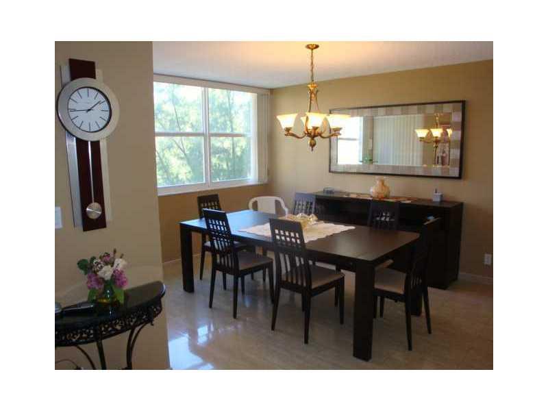 LA MER ESTATES WEST CONDO - Residential Lease