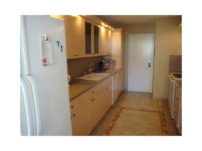 LA MER ESTATES WEST CONDO - Residential Lease