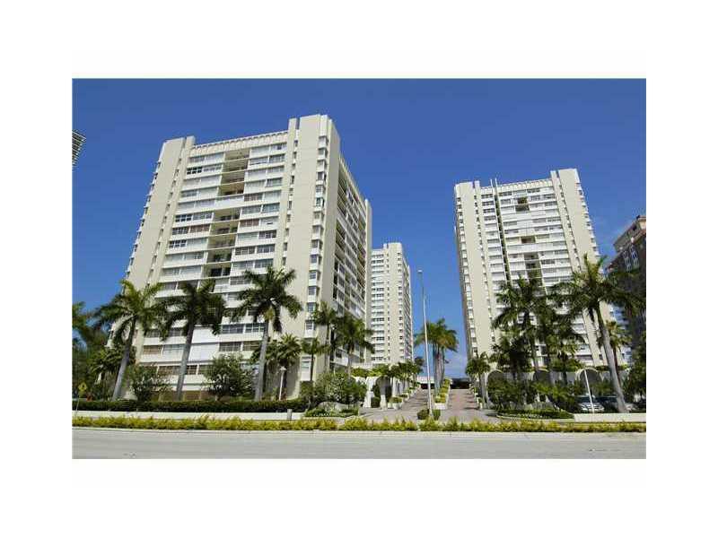 LA MER ESTATES WEST CONDO - Residential Lease