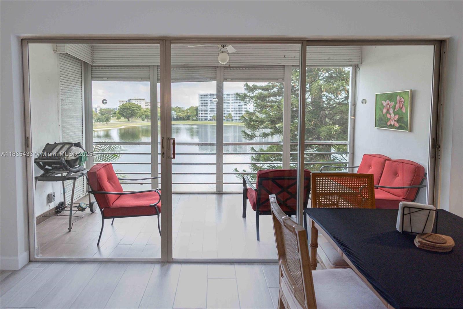 NO 6 PALM-AIRE COUNTRY CL - Residential Lease