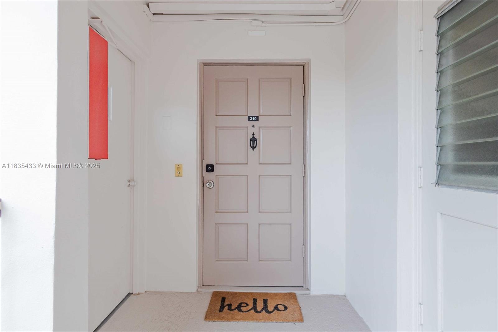 NO 6 PALM-AIRE COUNTRY CL - Residential Lease